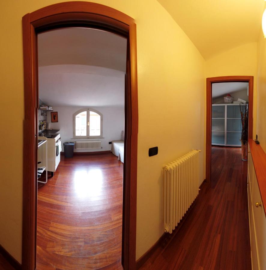 Stupenda Mansarda Centralissima, Finiture Di Lusso 卡拉拉 外观 照片